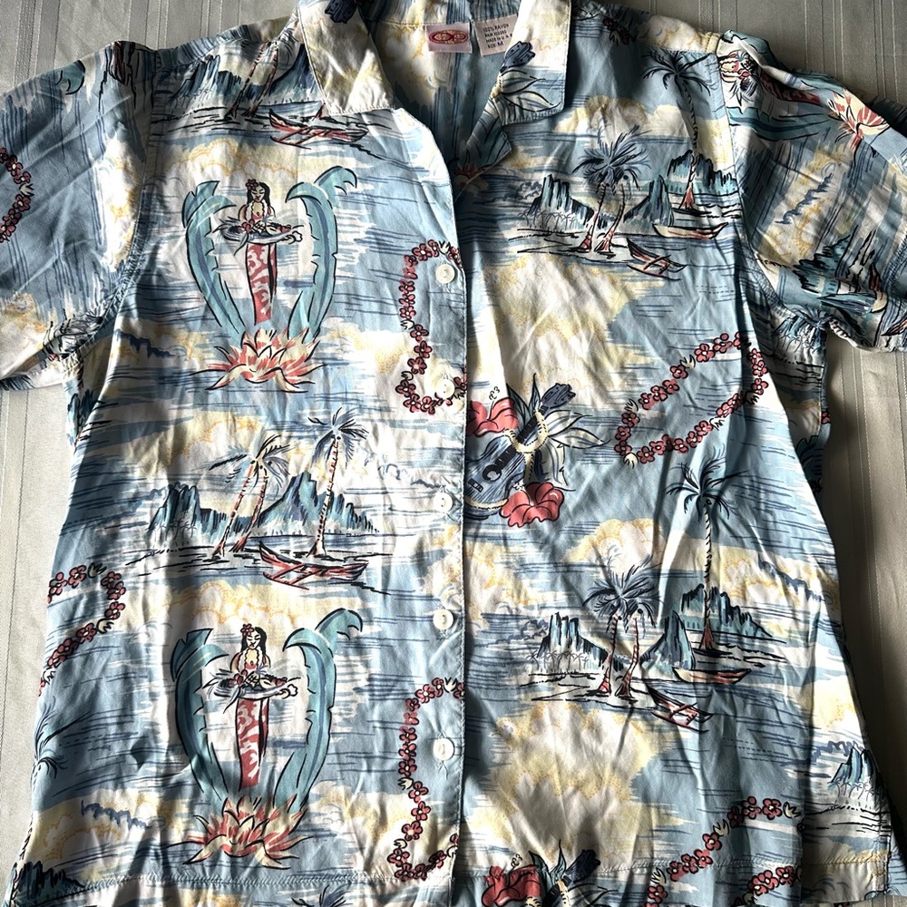Vintage Women’s OP Ocean Pacific Rayon Hawaiian Shirt Floral Size Medium